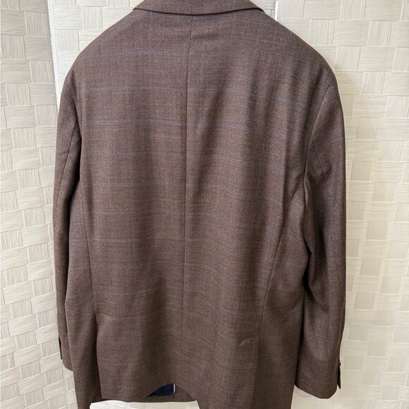 Jos. A. Bank Brown Sport Coat with Tailored Silhouette - Picture 2 of 8